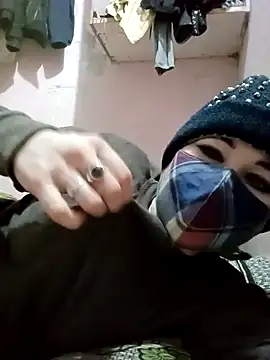 Snapshot of Aarju-30 chatting on January 20, 3:28 pm Aarju-30 online show from January 20, 3:28 pm