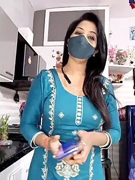 Best-Couple online show from October 18, 2:35 am
