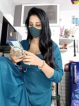 Snapshot of Best-Couple chatting on November 11, 3:01 am Best-Couple online show from November 11, 3:01 am