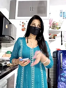 Best-Couple online show from February 24, 3:51 am