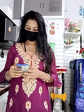 Best-Couple online show from March 13, 3:44 am