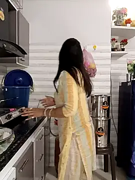 Best-Couple online show from March 11, 5:46 am