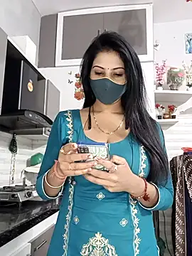 Snapshot of Best-Couple chatting on November 25, 3:07 am Best-Couple online show from November 25, 3:07 am