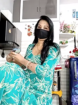Best-Couple online show from April 29, 4:05 am