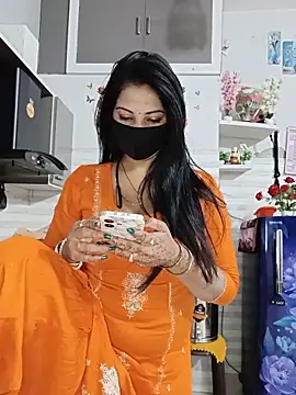 Best-Couple online show from May 26, 3:04 am