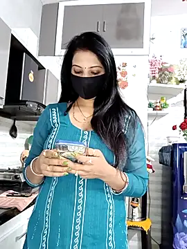 Best-Couple online show from April 15, 3:56 am