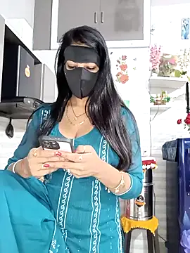 Best-Couple online show from March 28, 2:56 am