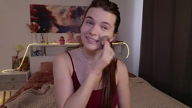 Nellie Medina online show from July 5, 4:03 pm