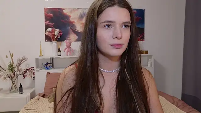 Nellie Medina online show from October 4, 9:27 pm