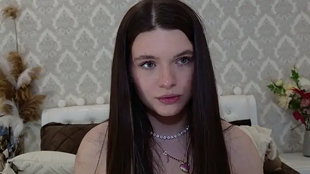 Nellie Medina online show from March 2, 10:34 pm