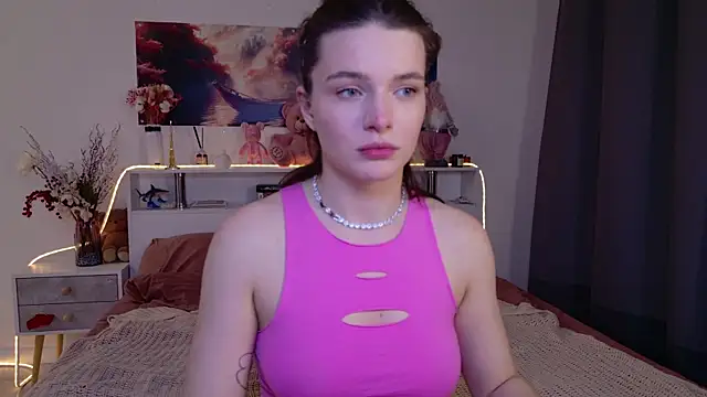 Nellie Medina online show from March 26, 8:29 pm