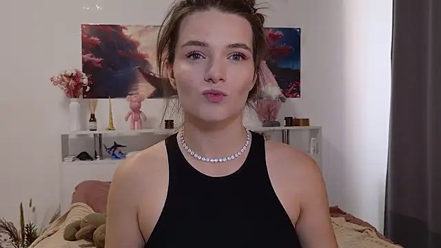 Nellie Medina online show from October 18, 7:10 am