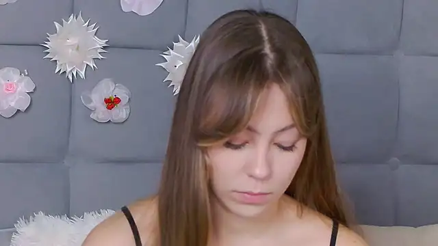 TheEmma online show from October 11, 6:25 am