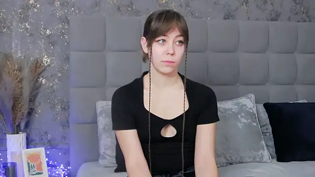 TheEmma online show from March 10, 6:38 am