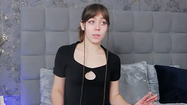 TheEmma online show from March 10, 10:07 am