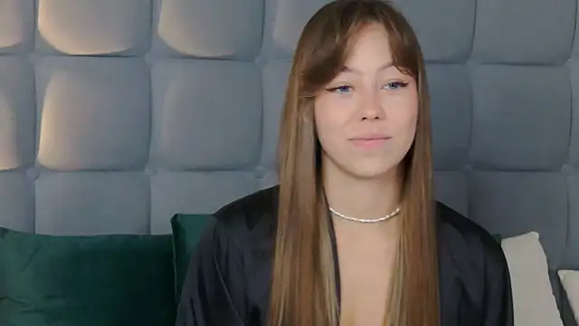 TheEmma online show from March 14, 12:33 pm
