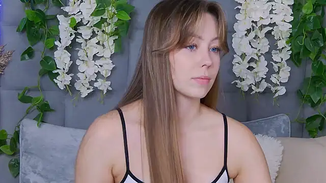 TheEmma online show from October 24, 7:40 am