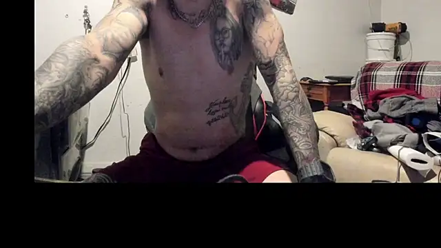 Snapshot of JamesMichael88 chatting on March 1, 4:33 pm JamesMichael88 online show from March 1, 4:33 pm