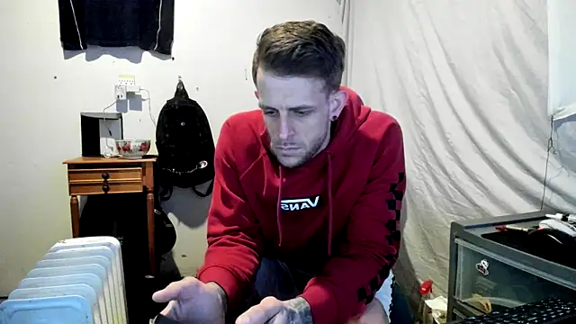 Snapshot of JamesMichael88 chatting on March 21, 3:02 pm JamesMichael88 online show from March 21, 3:02 pm