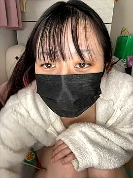 Snapshot of pipimi_khaos chatting on December 2, 3:07 am pipimi khaos online show from December 2, 3:07 am