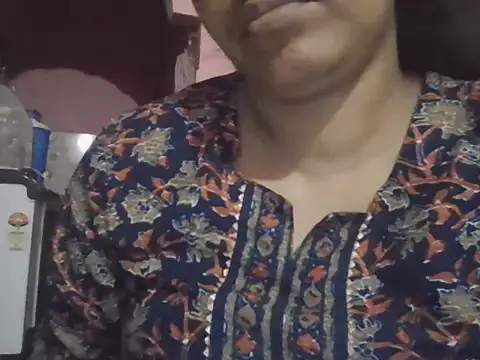 Hot-shanvi online show from September 8, 11:59 pm