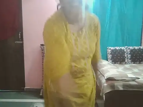 Snapshot of Hot-shanvi chatting on November 20, 3:40 am Hot-shanvi online show from November 20, 3:40 am