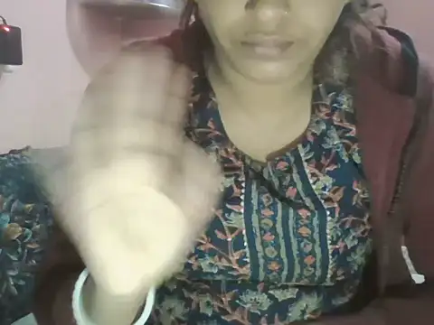 Snapshot of Hot-shanvi chatting on November 14, 12:25 am Hot-shanvi online show from November 14, 12:25 am