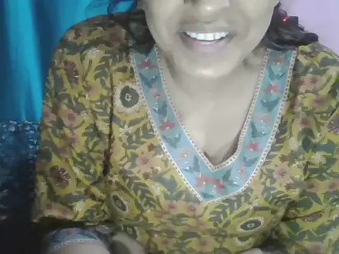 Snapshot of Hot-shanvi chatting on November 7, 3:38 pm Hot-shanvi online show from November 7, 3:38 pm