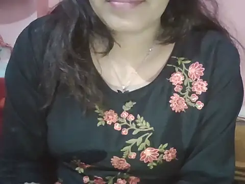 Snapshot of Hot-shanvi chatting on November 28, 5:18 am Hot-shanvi online show from November 28, 5:18 am