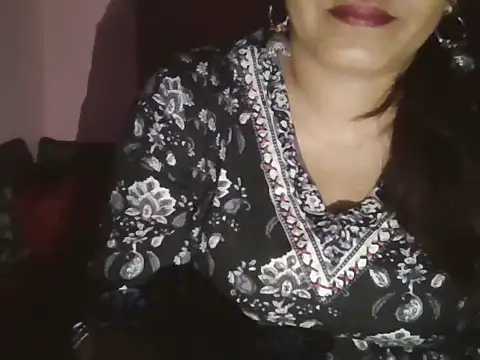 Hot-shanvi online show from May 18, 5:51 pm