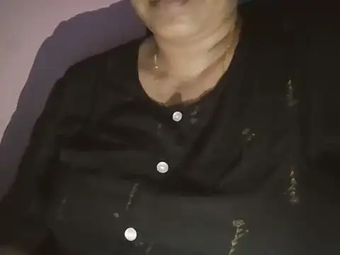 Hot-shanvi online show from July 4, 1:04 pm