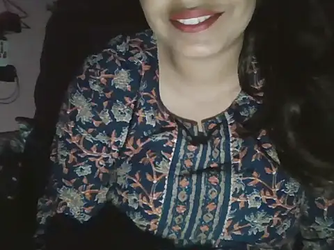 Hot-shanvi online show from June 3, 11:42 pm