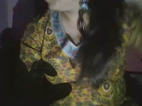 Hot-shanvi online show from April 15, 4:55 pm