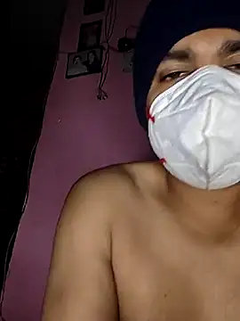 Snapshot of Whitehouse01 chatting on January 1, 9:07 am Whitehouse01 online show from January 1, 9:07 am