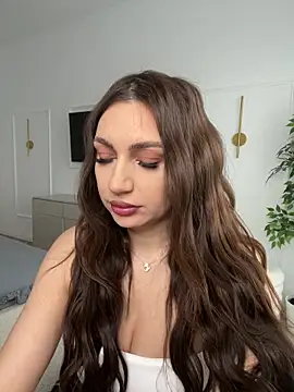 claraxjoyy online show from March 22, 5:10 am