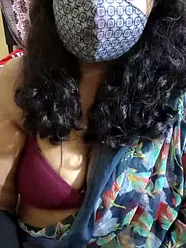 Snapshot of Rathi22 chatting on November 12, 3:27 pm Rathi22 online show from November 12, 3:27 pm