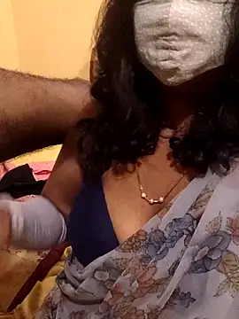 Snapshot of Rathi22 chatting on May 20, 2:36 pm Rathi22 online show from May 20, 2:36 pm