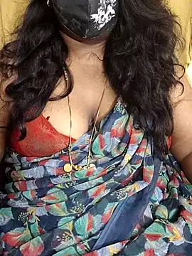 Snapshot of Rathi22 chatting on October 30, 2:25 pm Rathi22 online show from October 30, 2:25 pm