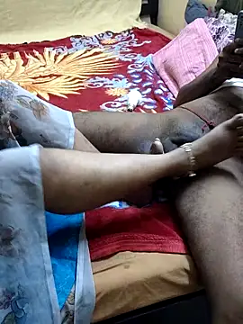 Snapshot of Rathi22 chatting on October 24, 2:49 pm Rathi22 online show from October 24, 2:49 pm