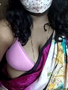 Snapshot of Rathi22 chatting on November 8, 2:26 am Rathi22 online show from November 8, 2:26 am