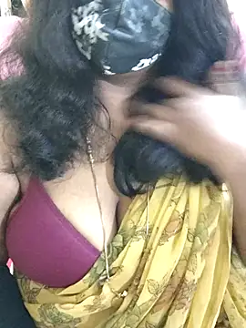 Snapshot of Rathi22 chatting on November 6, 11:20 pm Rathi22 online show from November 6, 11:20 pm