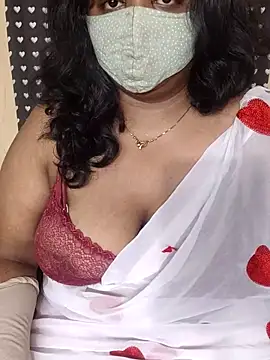 Snapshot of Rathi22 chatting on June 3, 2:01 am Rathi22 online show from June 3, 2:01 am