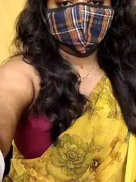 Snapshot of Rathi22 chatting on September 14, 12:44 am Rathi22 online show from September 14, 12:44 am