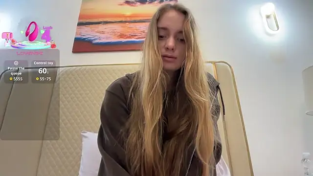 BabyMelie online show from February 9, 4:49 pm