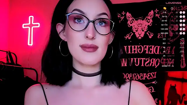 Miss Alice   online show from November 16, 12:48 am