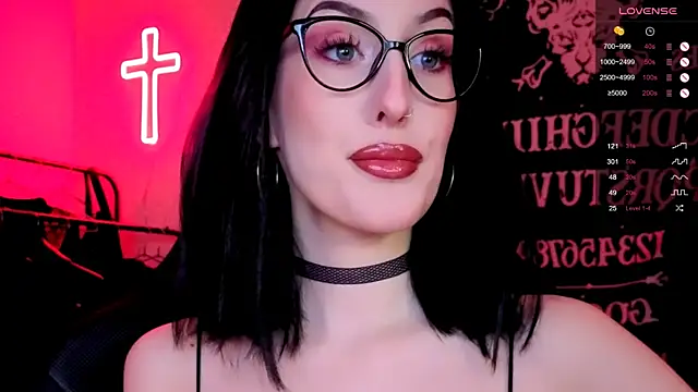 Miss Alice   online show from January 7, 2:05 am