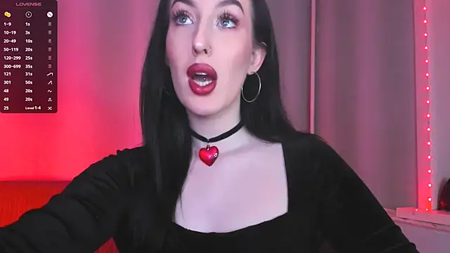 Miss Alice   online show from January 25, 12:38 am