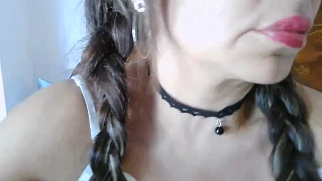 Snapshot of efecto22 chatting on November 27, 11:10 am efecto22 online show from November 27, 11:10 am