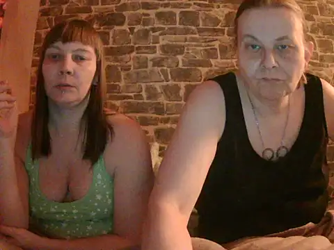 Sweet Phoenix online show from January 24, 6:25 pm