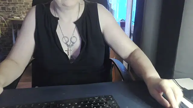 Sweet Phoenix online show from October 15, 5:39 am